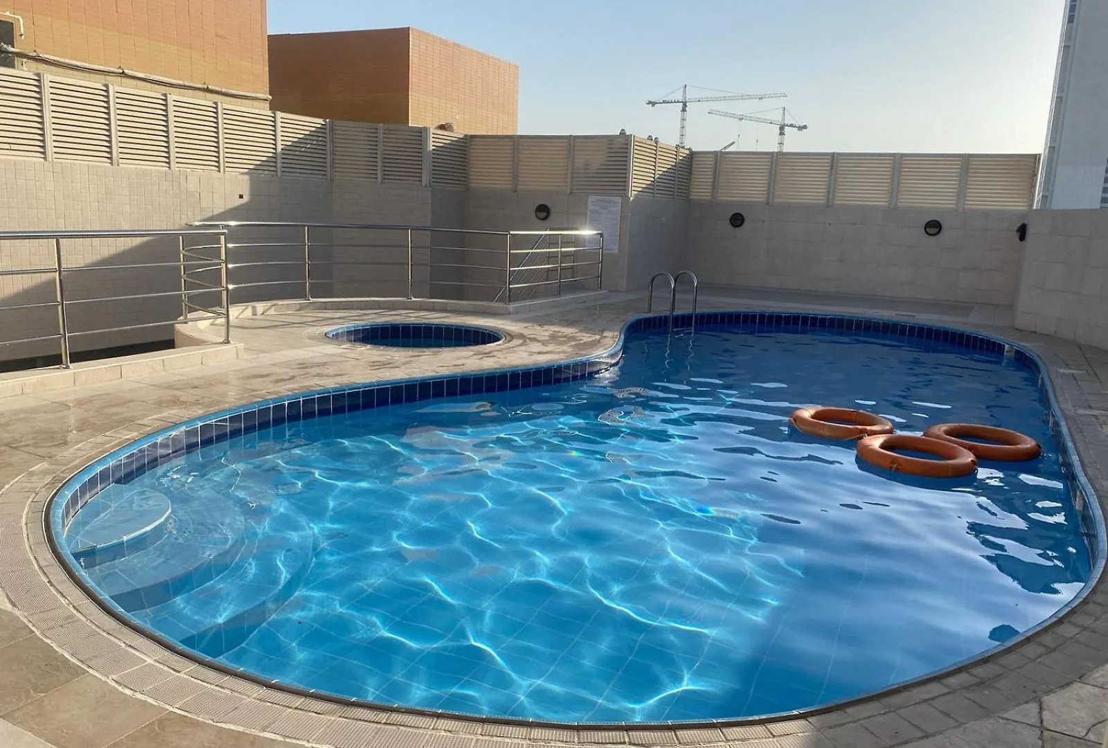 Homestay Master Room With Attach Bathroom Near Mall Of The Emirates Dubai United Arab Emirates